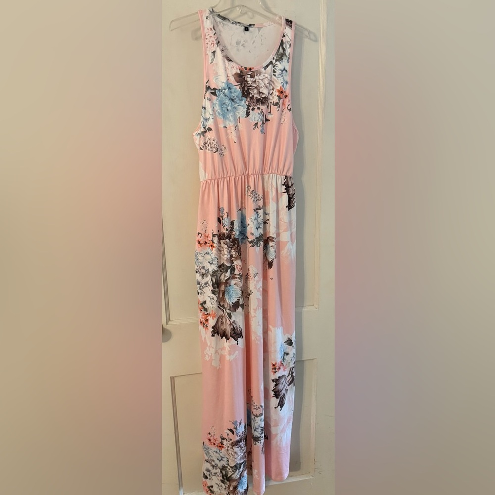 Floral Maxi Dress with Pockets Size Large
